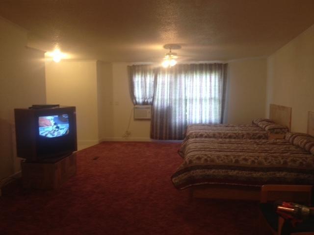 Comfort Green Motel Thayer Room photo