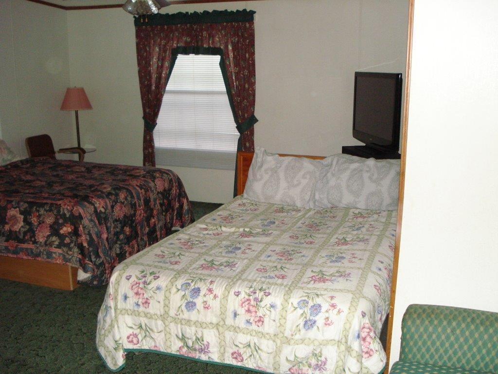 Comfort Green Motel Thayer Exterior photo